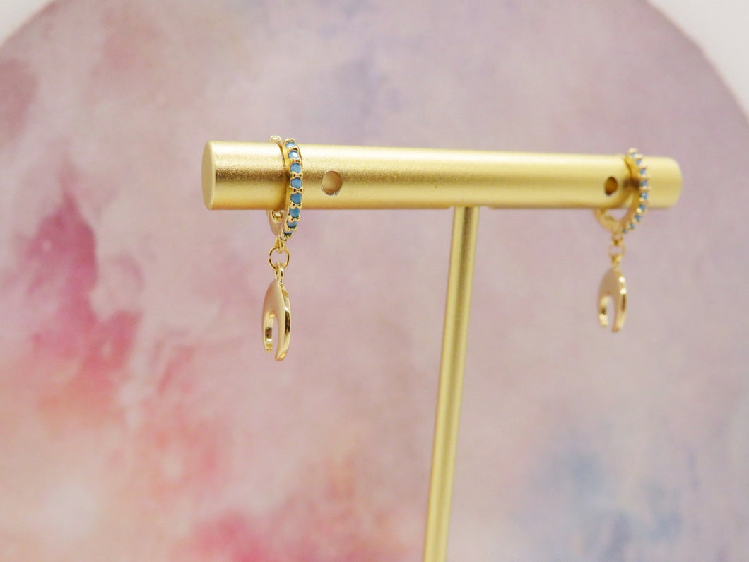 moonstruck huggie earring